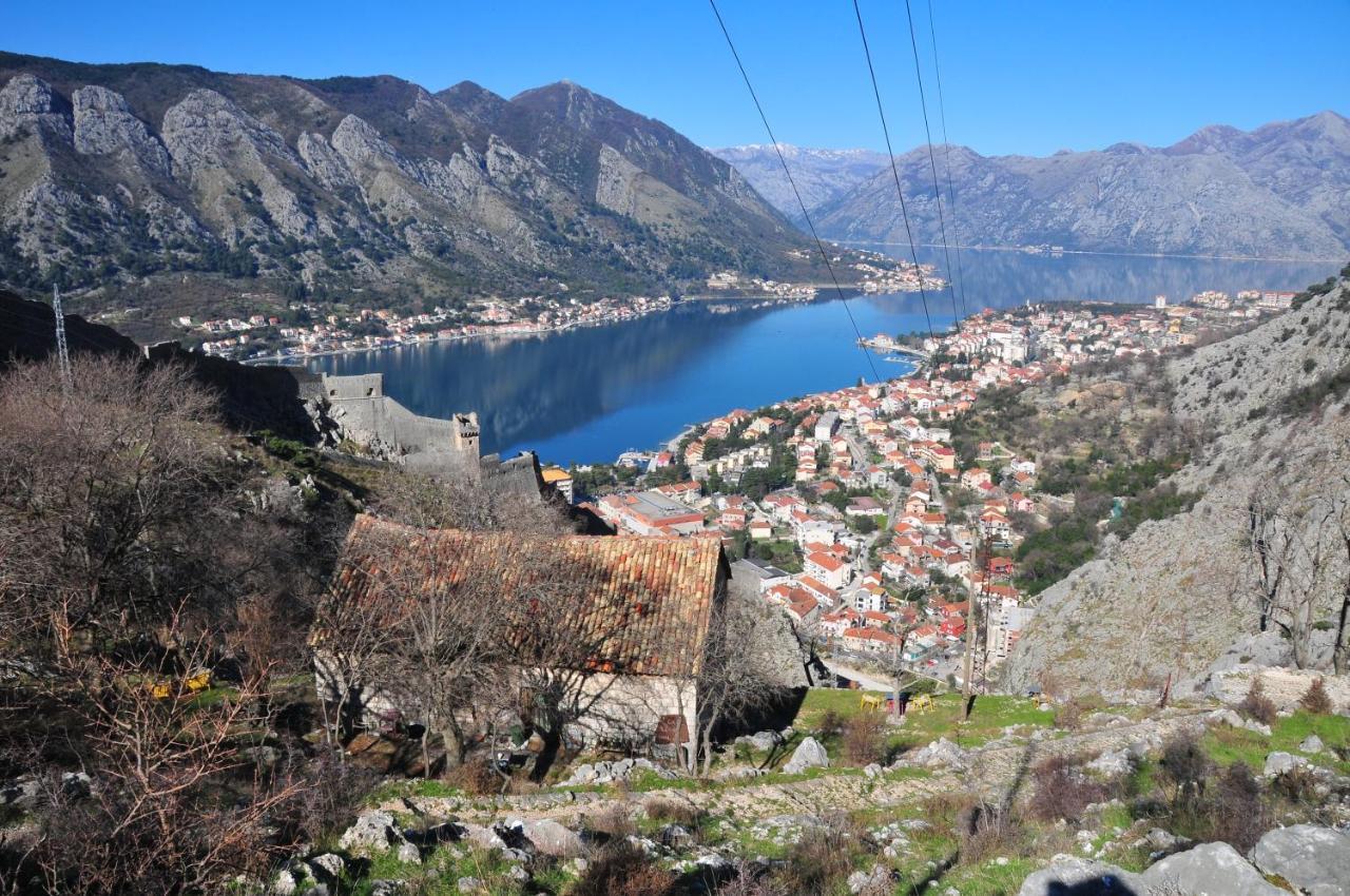 Vila Djuro Mikijelj Donji Stoliv Dış mekan fotoğraf